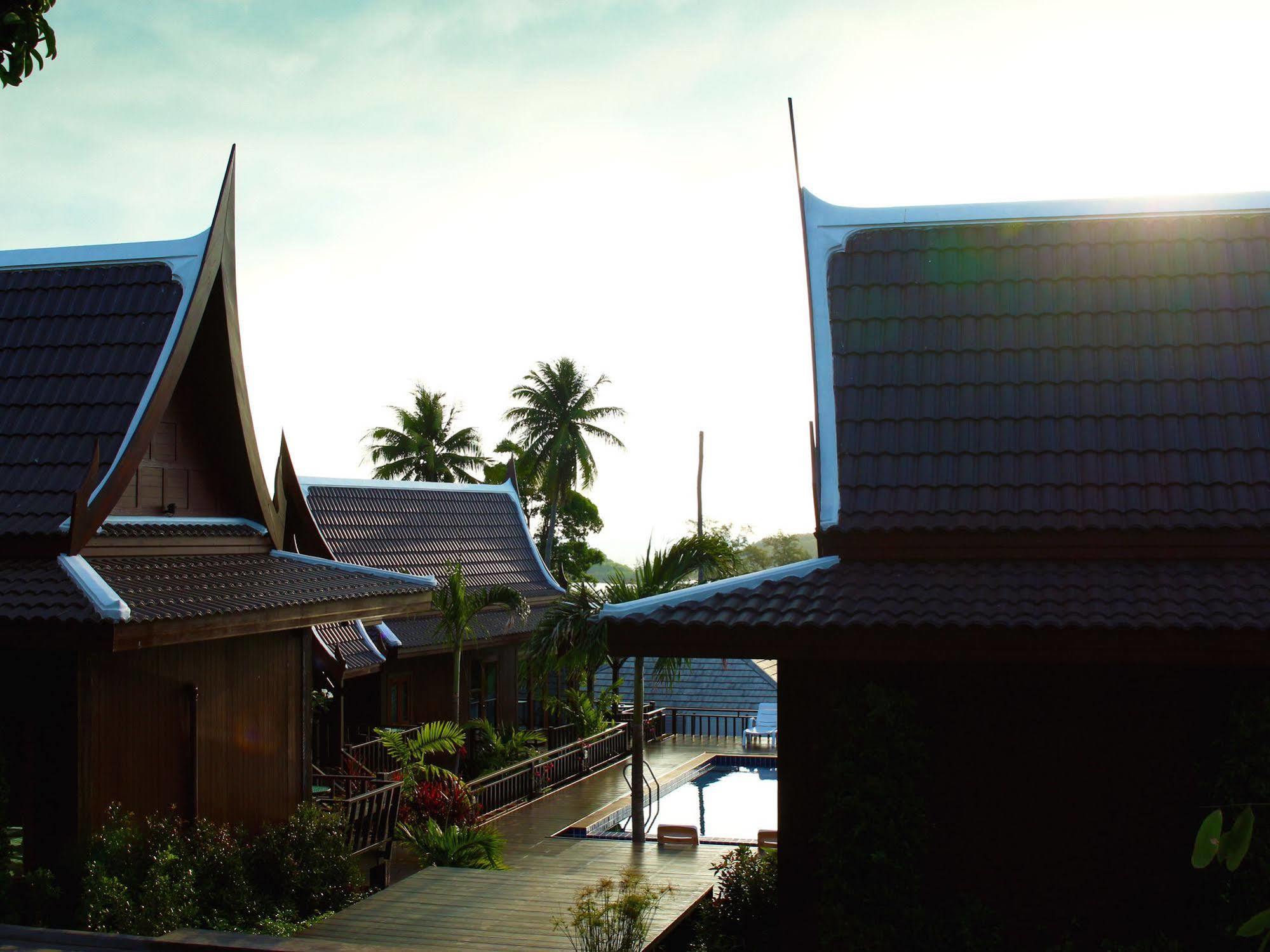 Kaya Mani Thai Villa Resort Choeng Mon Exterior photo